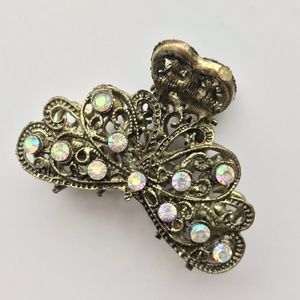 Beautiful Vintage Style Hair Clip / Classic, Updo